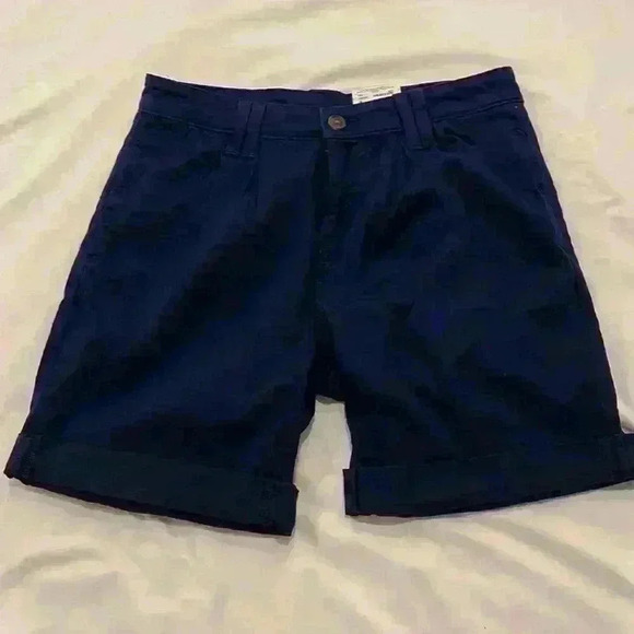 St. John’s Bay Women Shorts - Picture 1 of 5